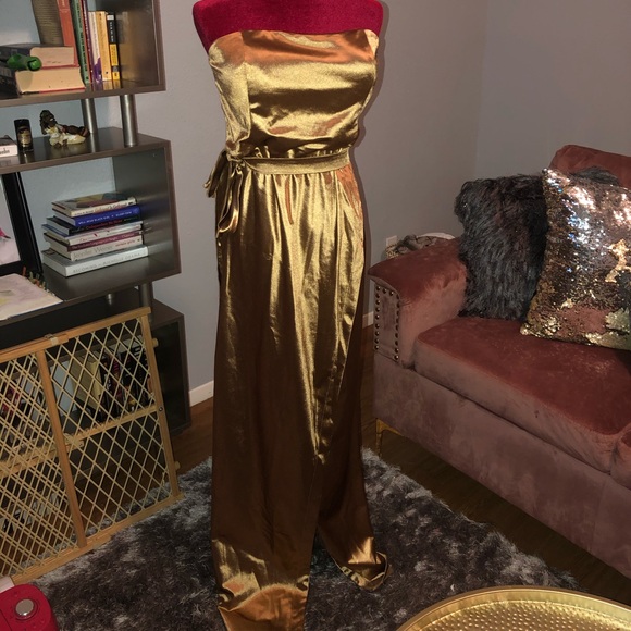 Ball Gown - Picture 2 of 6